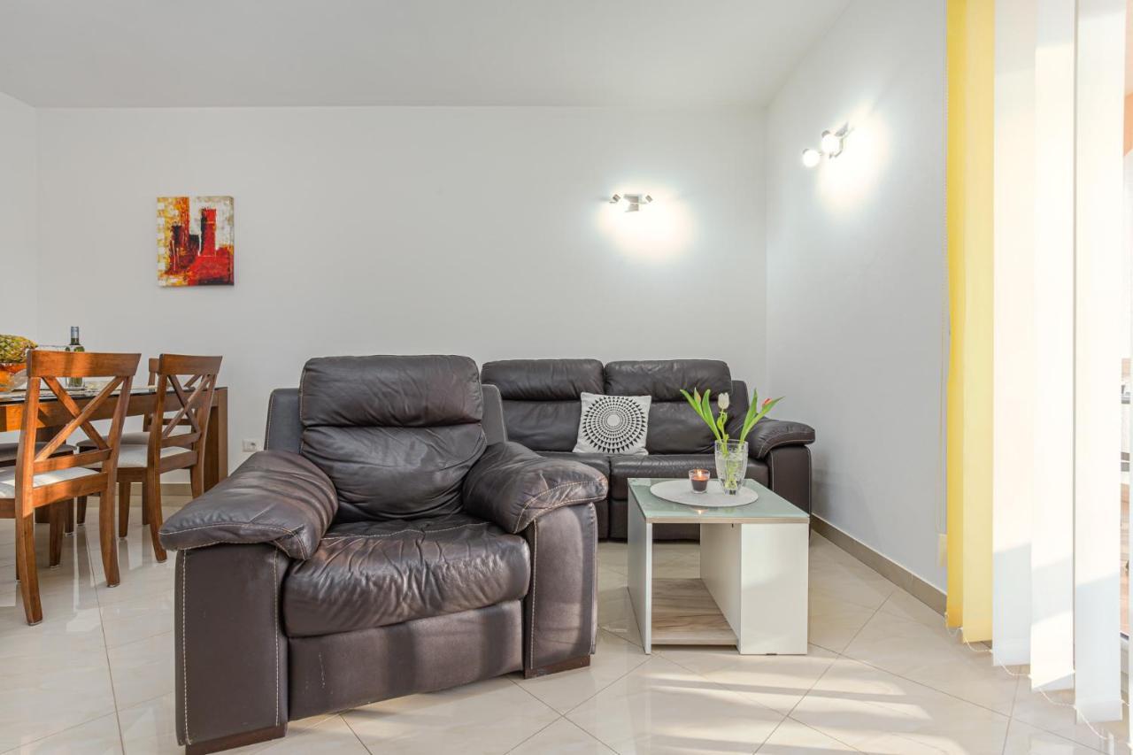 Koraca B4 *