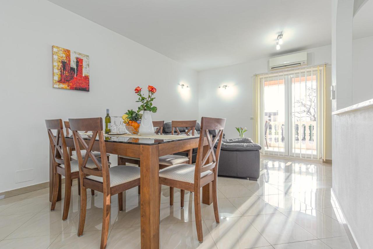 Koraca B4 Apartment Kirmenjak
