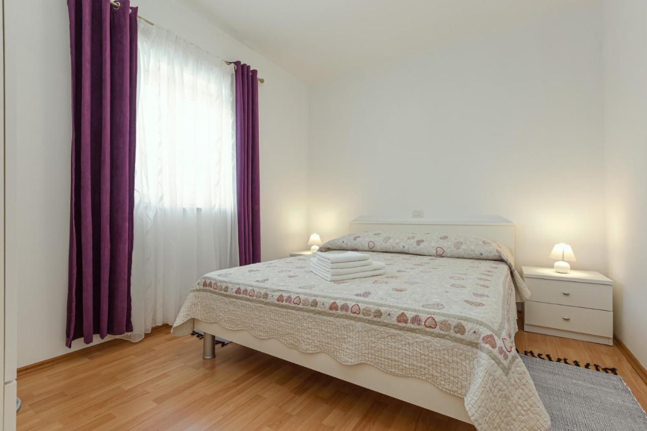 Koraca B4 Apartment Kirmenjak
